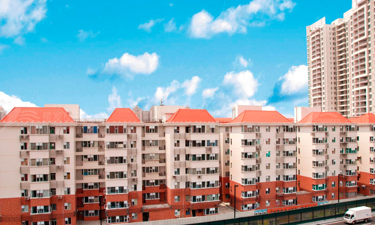 平改坡工程用合成樹脂瓦的優(yōu)勢，不僅僅是提升城市形象那么簡單！